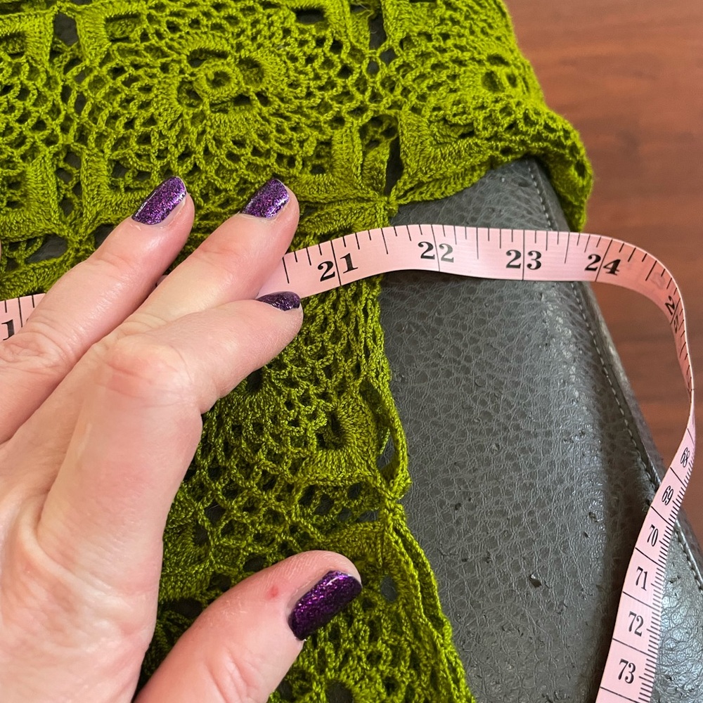 Unbranded green floral crochet tunic long top lace MEDIUM sheer short sleeve - Picture 12 of 13